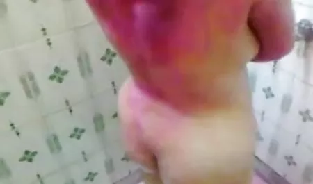 Tselka सेक्सी मूवी वीडियो में सेक्सी जल्दी ज्ञान सीखते हैं