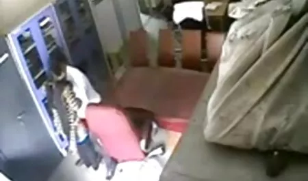 ट्रेनिंग के बाद महिलाओं हिंदी सेक्सी मूवी का प्रैंक