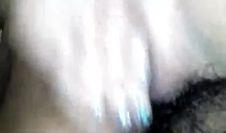 अकिहो निशिमुरा को एक साथ हिंदी वीडियो सेक्सी मूवी दो सदस्य मिले