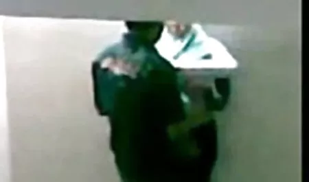 अब्रिल हिंदी मूवी सेक्सी हिंदी मूवी जेराल्ड किसी भी पद पर आसीन होना पसंद करता है