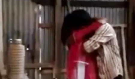 एक युवा श्यामला से सेक्सी मूवी वीडियो हिंदी भव्य गुदा