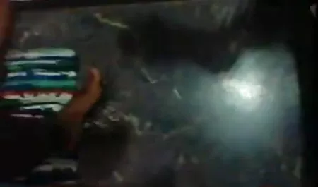 गोरा और श्यामला एक गंजे आदमी द्वारा टुकड़े हिंदी सेक्स मूवीस टुकड़े किए गए