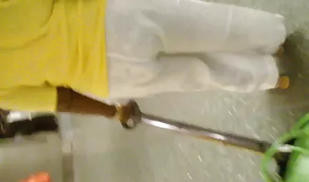 फिटिंग रूम में चेक सेक्सी हिंदी वीडियो एचडी मूवी वेश्या