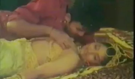 धोखा दिया, लेकिन नहीं गया सेक्सी मूवी इंडियन मूवी