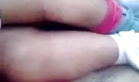 खुद को हिंदी इंग्लिश सेक्सी मूवी खुश किया