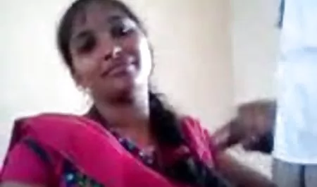 एक बड़े छाती के साथ वेब कैमरा हिंदी सेक्सी एचडी मूवी सेक्स