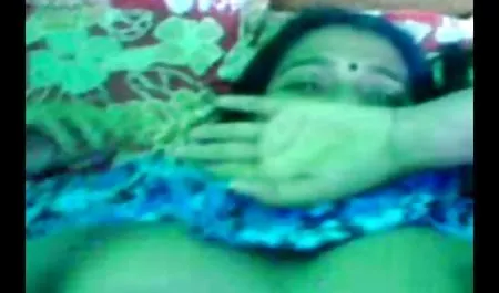 एक श्यामला के सेक्सी मूवी एचडी साथ योनि अश्लील