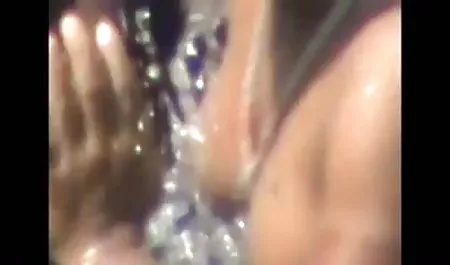 फिटनेस सेक्सी मूवी हिन्दी ट्रेनर एक बच्चे को गड़बड़ कर दिया