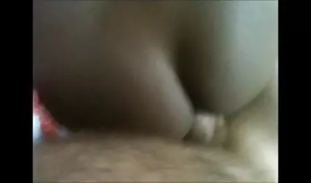 ब्रिटिश हिंदी सेक्सी मूवी वीडियो में एम्मा लेह सुबह प्यार करता है