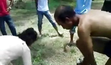 एरिला फेरेरा स्तनों के बीच ले जाता है और कामोन्माद में कांपता है हिंदी वीडियो सेक्सी मूवी