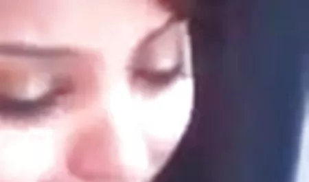 जंजीरों में जकड़ी हिंदी मूवी हद सेक्सी लड़की