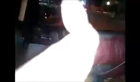 सड़क बॉलीवुड सेक्सी हिंदी मूवी पर अतुल्य सेक्स आनंद