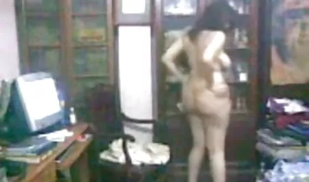 क्या मालिश है! सदस्य खड़े होंगे! फुल सेक्सी वीडियो फिल्म