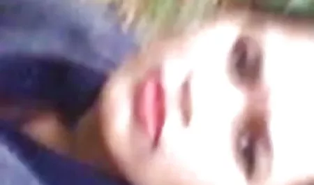 तीन प्लस दो - घर का हिंदी सेक्सी फिल्म मूवी बना अश्लील