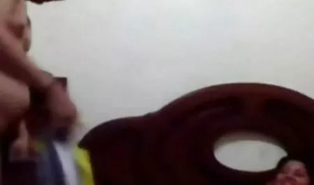 डेपर्ड लड़की हिंदी मूवी सेक्सी