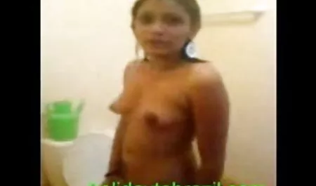 बरमेद ने सेक्स सेक्सी हिंदी मूवी पैसे के लिए आत्मसमर्पण कर दिया