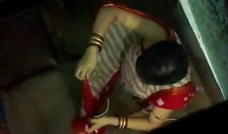 निविदा और गीला हिंदी सेक्सी मूवी पिक्चर फिल्म मैंडी संग्रहालय