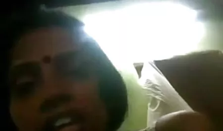 एक मौका बैठक और सेक्सी मूवी फिल्म हिंदी में एक तूफानी हड़ताल