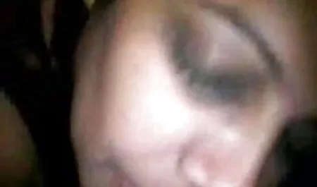 पेटा जेनसेन एक चेक के हिंदी सेक्सी फुल मूवी साथ आता है