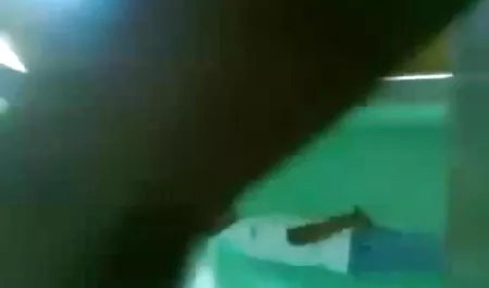 तीन टहनियाँ एक दूसरे को एक स्ट्रैपआन के साथ मुश्किल से चोदते सेक्सी पिक्चर हिंदी फुल मूवी हैं