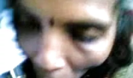 ट्रेनर ने शानदार मम्मी एरिएला फेरेरा को हिंदी में सेक्सी फिल्म मूवी चोदने में कामयाबी हासिल की