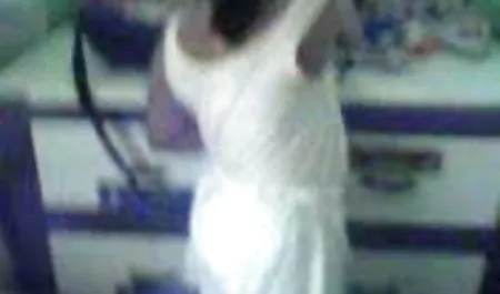 निप्पल और सेक्स सेक्सी हिंदी मूवी बर्फ