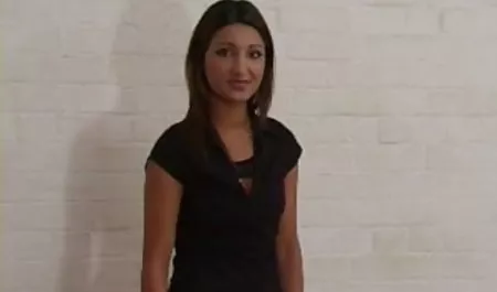 बिस्तर पर दोनों छेद में हिंदी मूवी फिल्म सेक्सी एक फूहड़ गड़बड़ या गुदा fisting