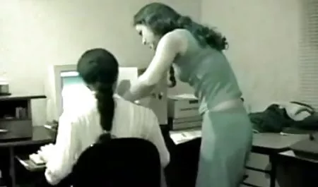 मजबूत पुरुष के लिए सेक्स हिंदी मूवी कामुक मालिश नूरू