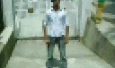 ब्रिटनी स्ट्रिपर के रूप में काम करती हिंदी में सेक्सी मूवी है