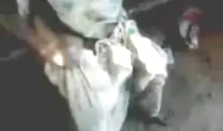 महिला सेक्सी मूवी हिन्दी का शरीर किसी का ध्यान नहीं गया