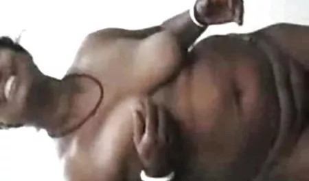 स्लट ने खुद को पैसे के लिए सेक्सी मूवी हिंदी में दिया