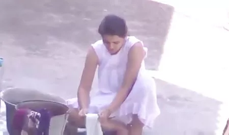 भारत समर्स ने विक्रेता सेक्स की मूवी हिंदी में के सामने आत्मसमर्पण कर दिया