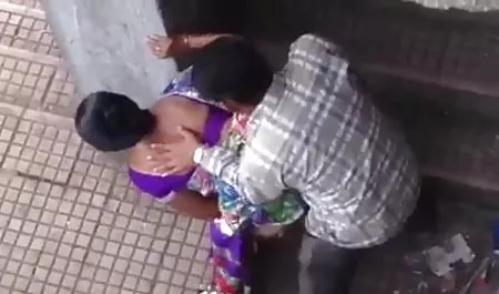 उसी गाँव की गर्लफ्रेंड प्रकृति में नग्न रहती सेक्सी फिल्म फुल सेक्सी है