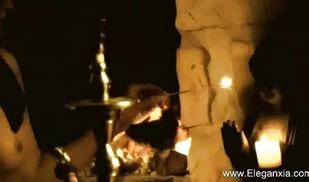 रोगी दो हिंदी में सेक्सी मूवी फिल्म नर्सों को ले गया