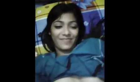 एशियाई छात्र धार के साथ cums सेक्सी मूवी फुल एचडी हिंदी में