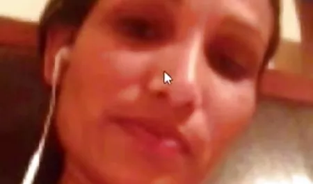 मॉर्निंग सेक्स या बच्चे को जल्दी चूसना! सेक्सी वीडियो फुल मूवी हिंदी