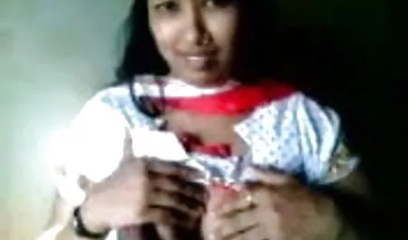 एक सख्त व्याख्याता ने अपने छात्र को दंडित ब्लू मूवी सेक्सी इंडियन किया