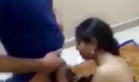 उसने आज्ञाकारी रूप से काम किया, फुल मूवी सेक्सी पिक्चर जिसके लिए उसे एक हथिनी मिली