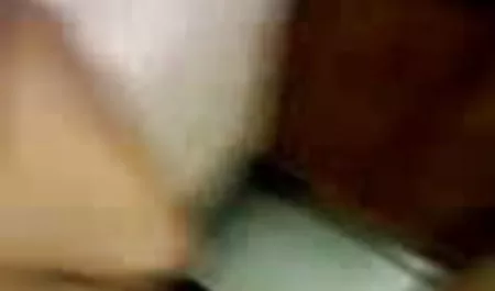 परिपक्व प्रेमी को हिंदी में सेक्सी मूवी एचडी प्रसन्न करता है