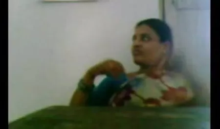 प्रेमिका ने गांड सेक्स फिल्म हिंदी मूवी चाटी और उंगली की