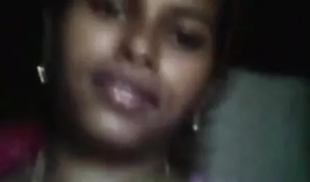 दो युवा सेक्सी मूवी पिक्चर हिंदी में निपल्स और एक आदमी