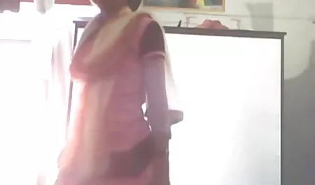 श्रीमती स्प्रिंग लस्टफुल मूवी सेक्सी बीएफ स्विंगर है