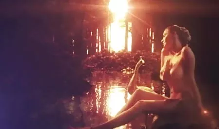 डांसर्स सेक्स सेक्सी हिंदी मूवी शायला स्टाइलज और निक्का नायर