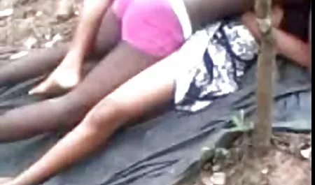 वह घर ले आया और लड़की सेक्सी वीडियो हिंदी मूवी को तंग किया