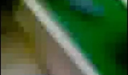 दो के लिए खुशी सेक्सी मूवी फिल्म हिंदी में