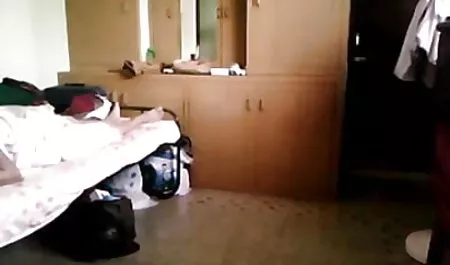 प्यारी सेक्सी वीडियो फुल मूवी हिंदी ऑब्रे स्नो उसके शरीर को दिखाती है