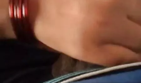 सुपर आउटफिट घूमता सेक्सी मूवी हिंदी मूवी है