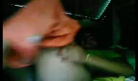 पिज्जा बॉक्स सेक्सी वीडियो में हिंदी मूवी में डिक