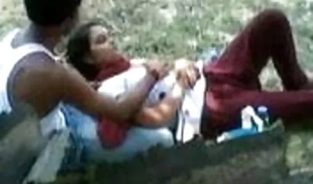 उंगलियों एलेक्सिस सेक्सी फुल मूवी वीडियो फोर्ड फिर से संभोग