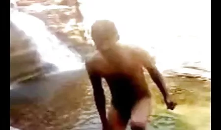 मर्सिडीज कैरेरा हिंदी सेक्सी मूवी वीडियो में परिवार को पुनर्स्थापित करता है